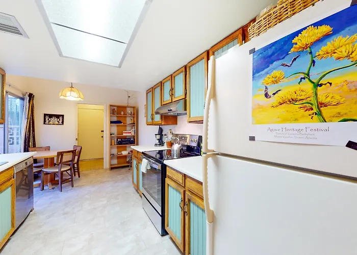 Foothills Living Holiday home