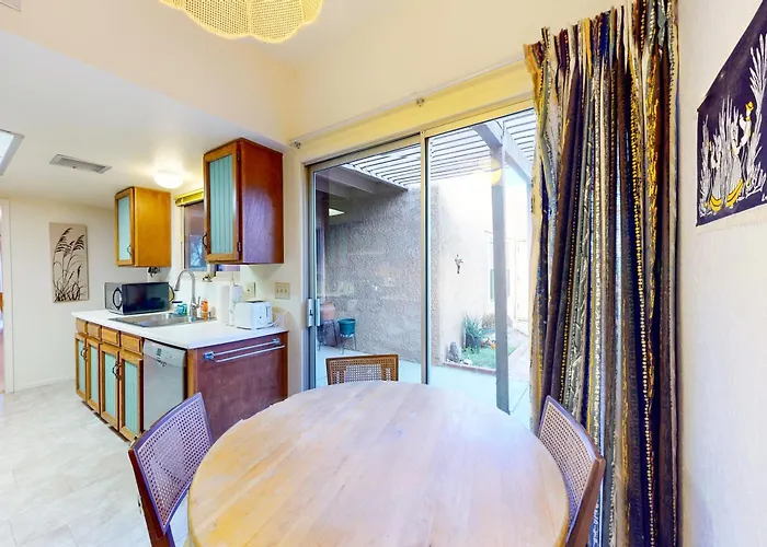 Foothills Living