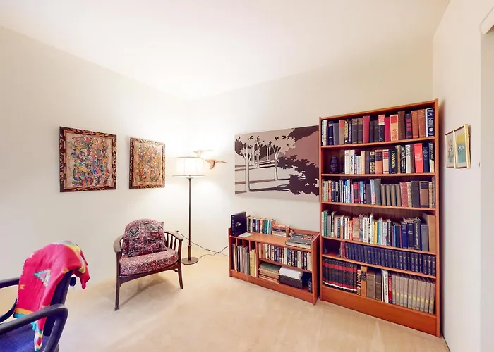 Foothills Living Holiday home