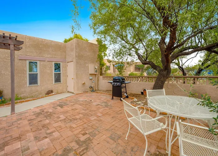 Foothills Living * Tucson